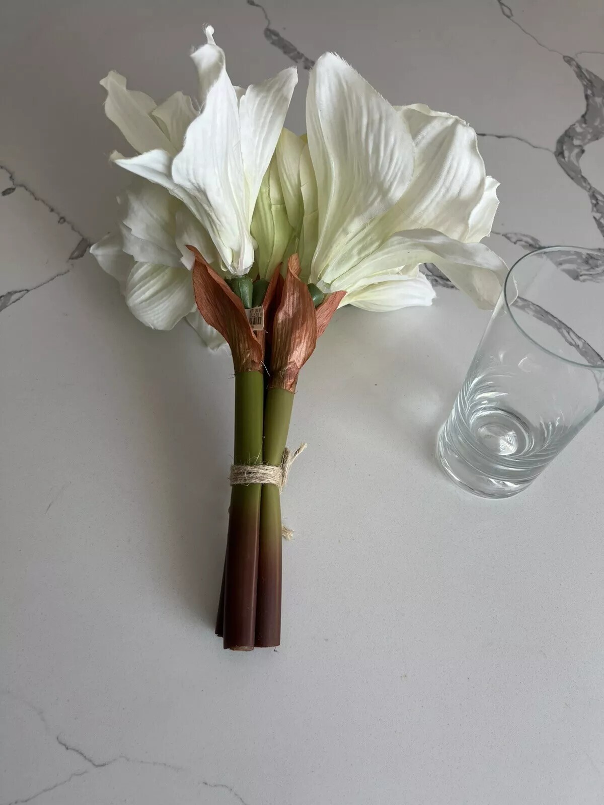 New Pottery Barn Faux Flowers White Amaryllis 3 Stems Bunch Bundle Arrangement