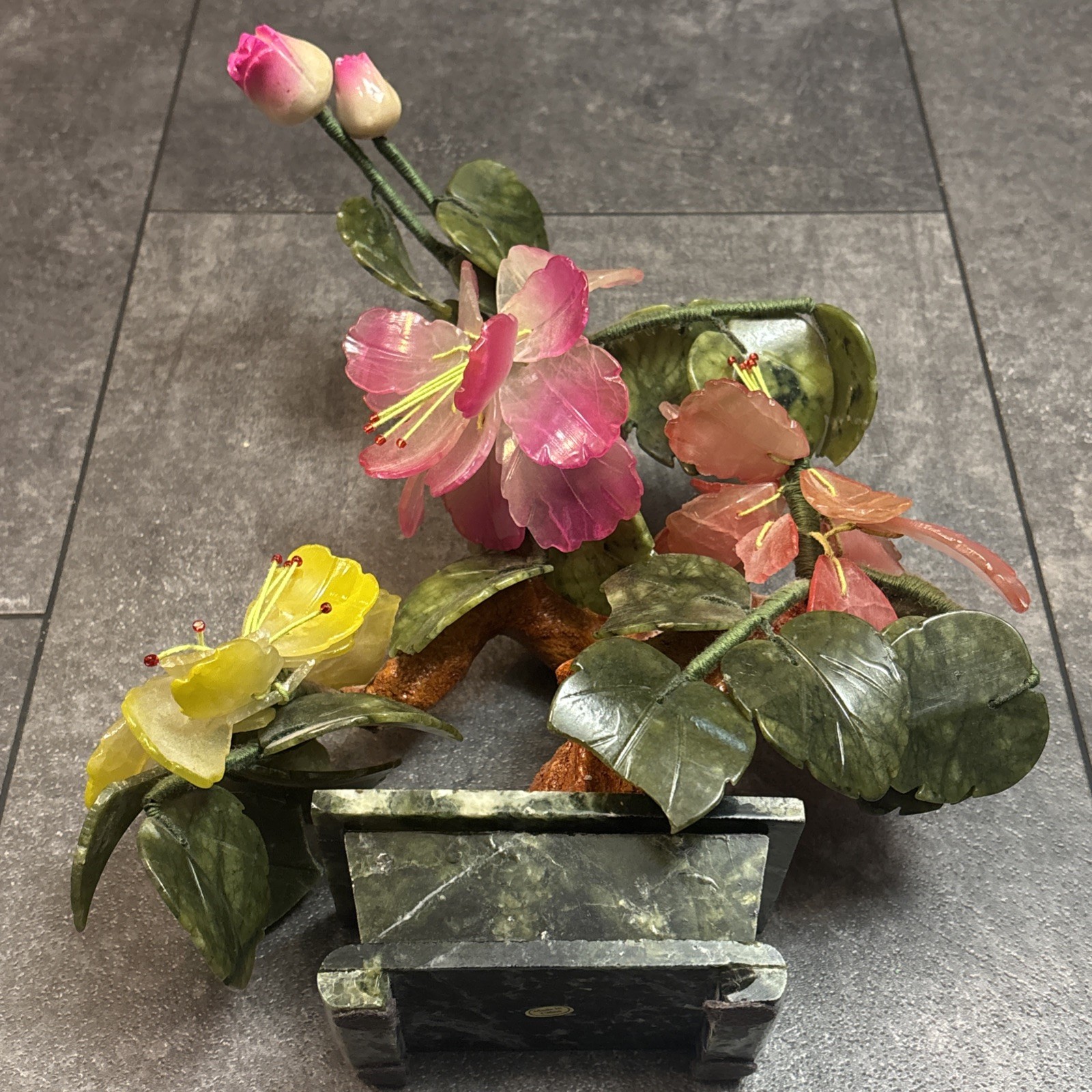1 pc of handcrafted Jade and glass flower Bonsai small Peony Flower Basket