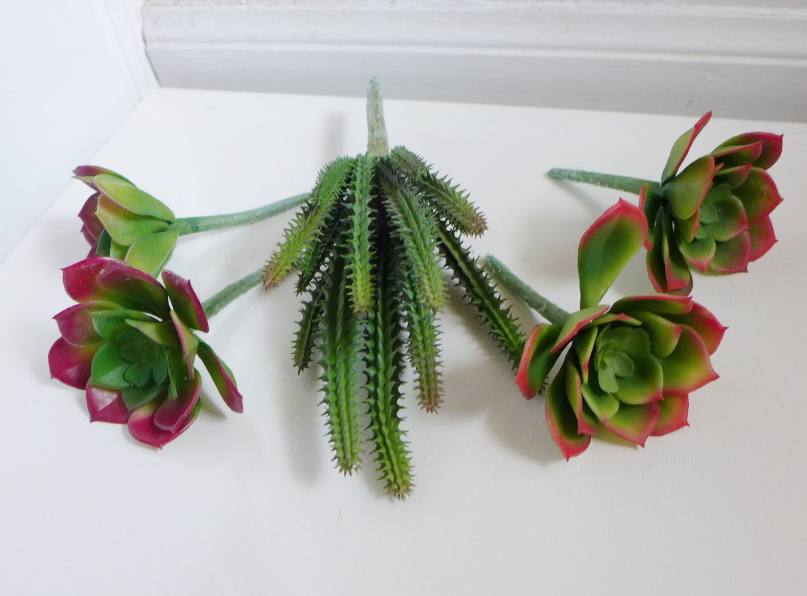 Artificial Cactus Column Two Colors Lotus Succulents Plants 5 Pcs