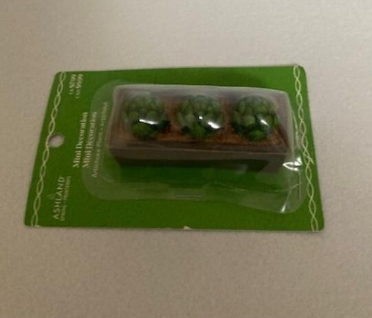 Ashland – Spring – Mini Decor – Artichoke Plant – New – Perfect for Fairy Garden