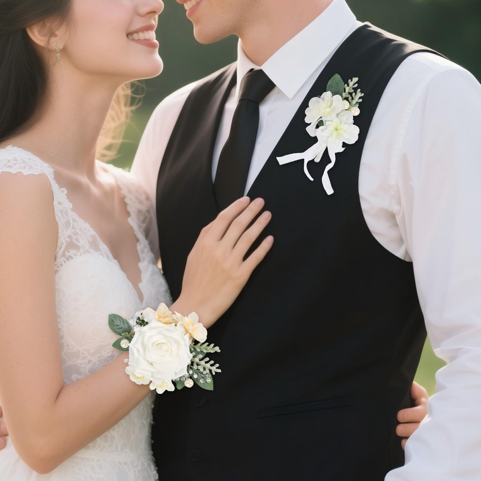 2 PCS White Rose Wedding Corsage Boutonniere Set Wristlet Bride Groom Prom