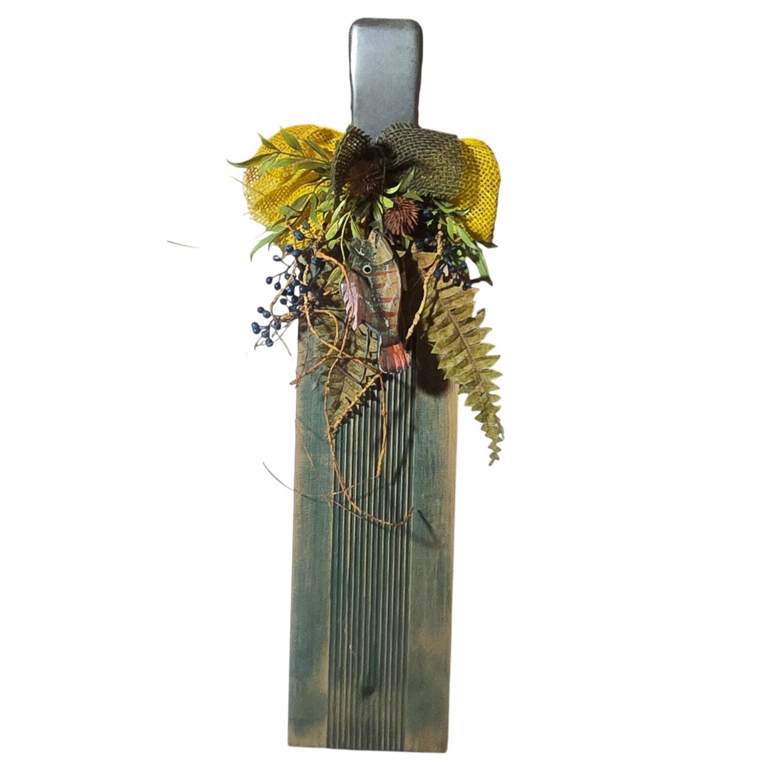 Rustic Fish Cabin Floral Wall Decor Cozy Country Cottage Whimsical Flower Art