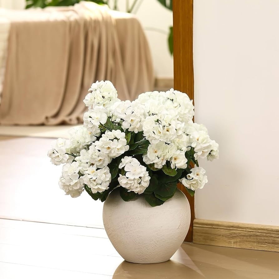 4 Pcs 18” Artificial Geraniums 36 Heads White Faux Fake Planters For Home Decor
