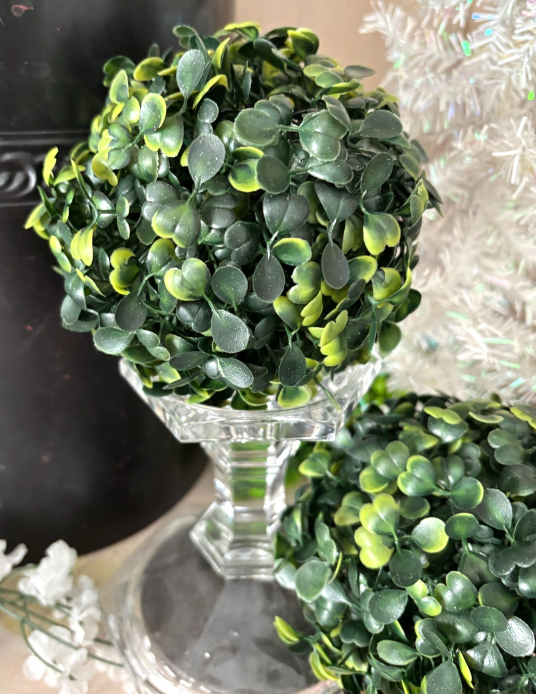 SET 2 New 4.5″ Green FAUX BOXWOOD ORBS Ball GREENERY Plant Plastic Topiary DECOR