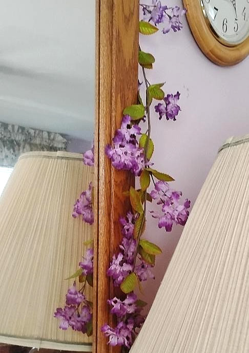 10 Ft. Artificial LILAC Flower Garland Realistic Summer Swag , Wedding, Mantel