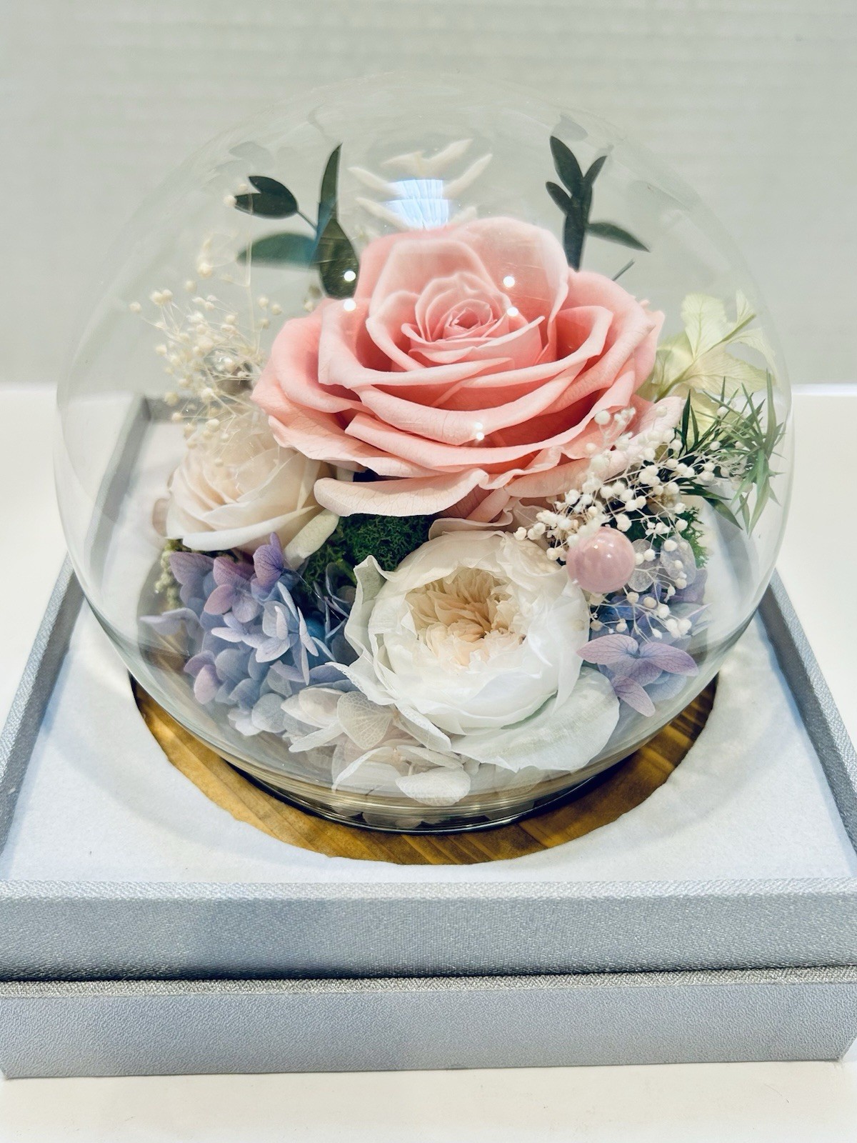 Preserved Flowers in Glass Dome with LED Light Forever Roses That Last