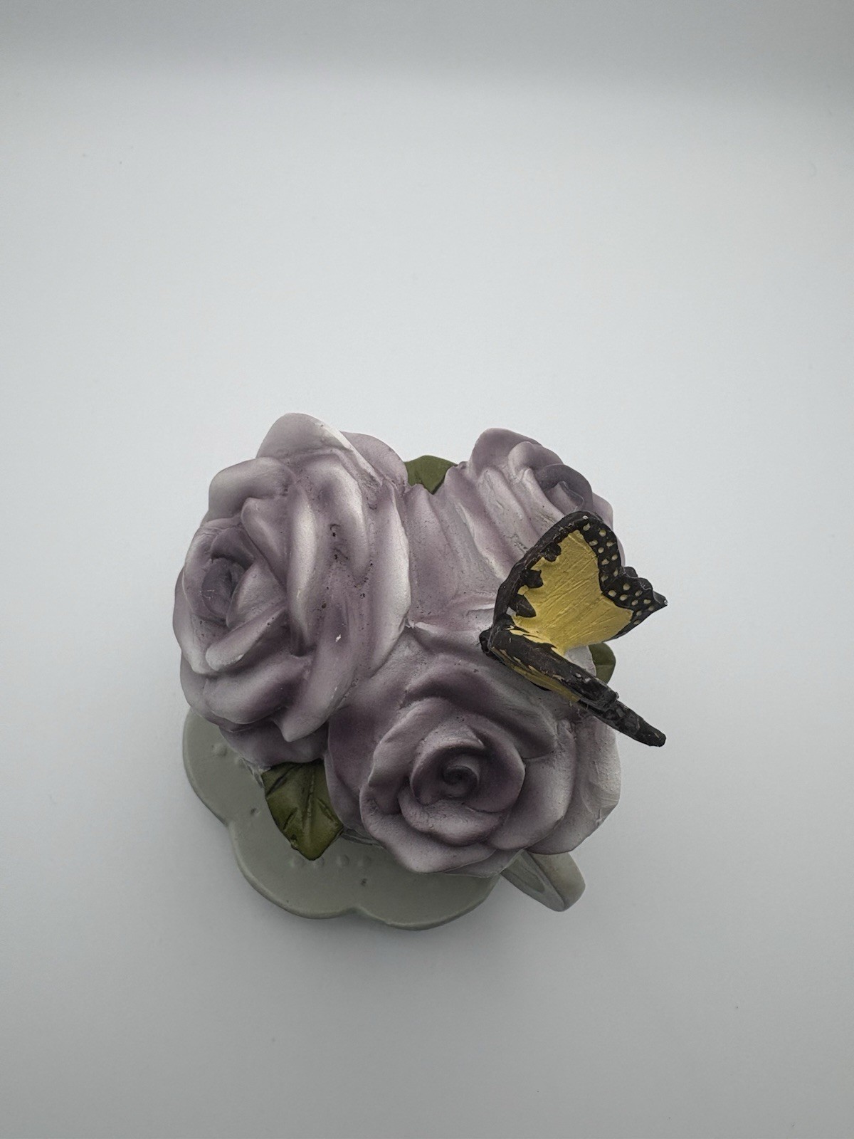 Ganz Flower Teacup Figurine – Yellow Butterfly Purple Flower Decor Spring Summer
