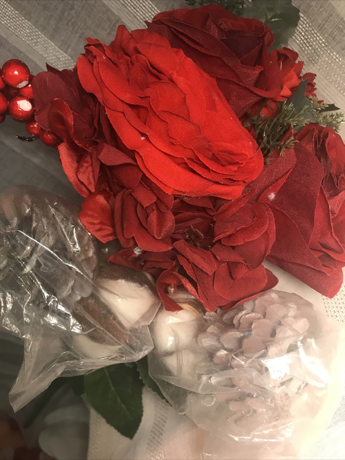 Winter Christmas Rose Cotton Pinecone Bouquet Faux Flower NWT Floral Stem Decor