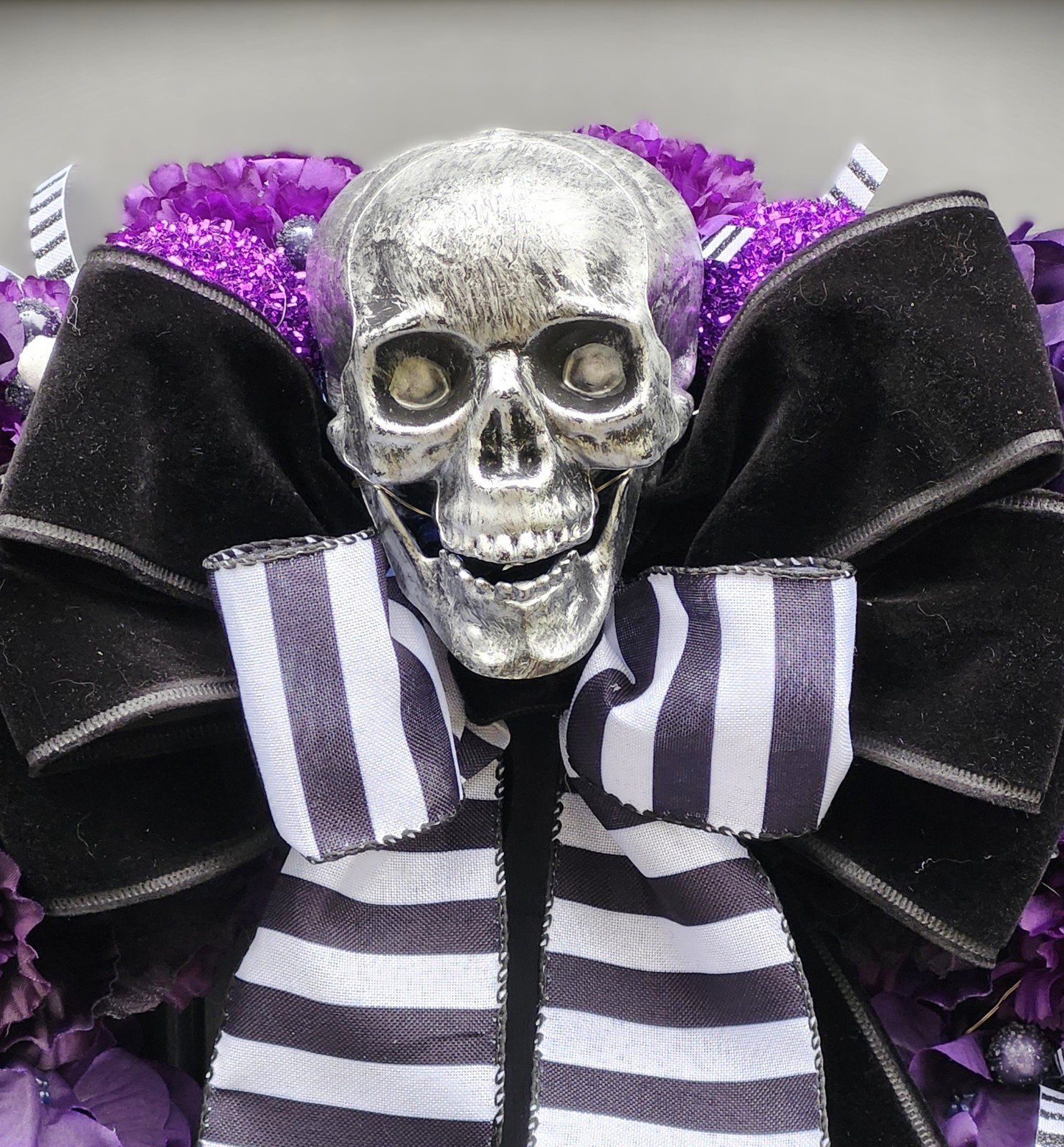 GOTHIC SKULL WREATH Black White Striped Bow – Front-Door Decor – One of a kind