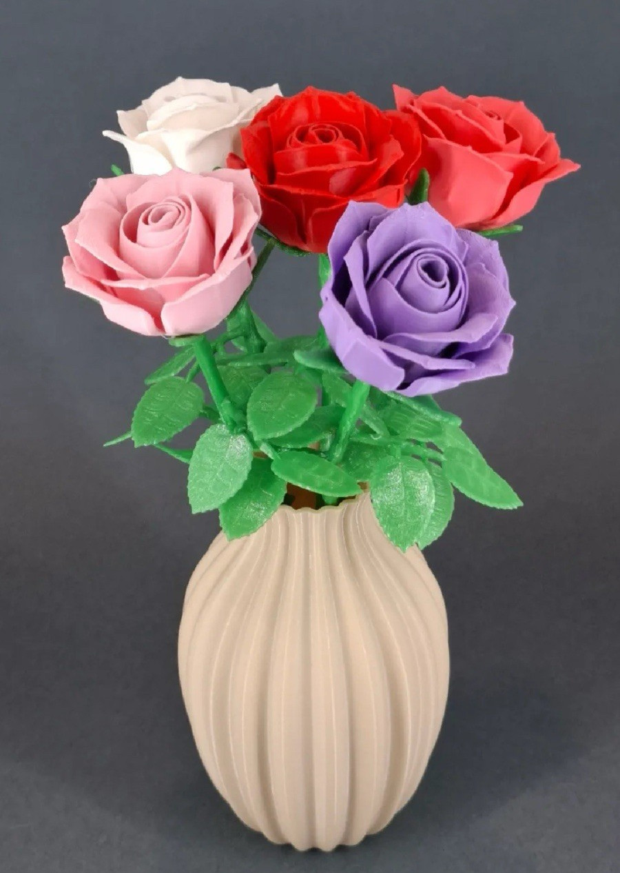 CUSTOM 3D PRINTED ROSES AND BOUQUET