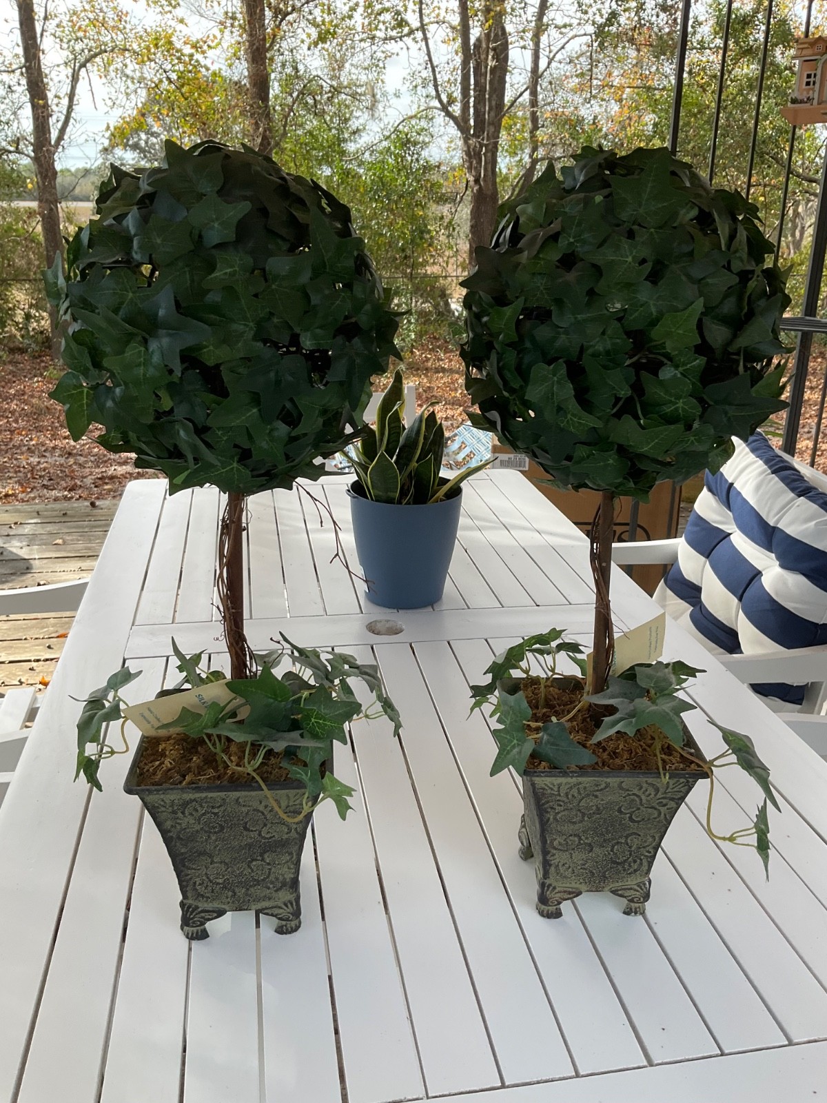 Set of 2 Artificial Plant Leaves Topiary Tree Ball Shaped Green Metal Pot 21”