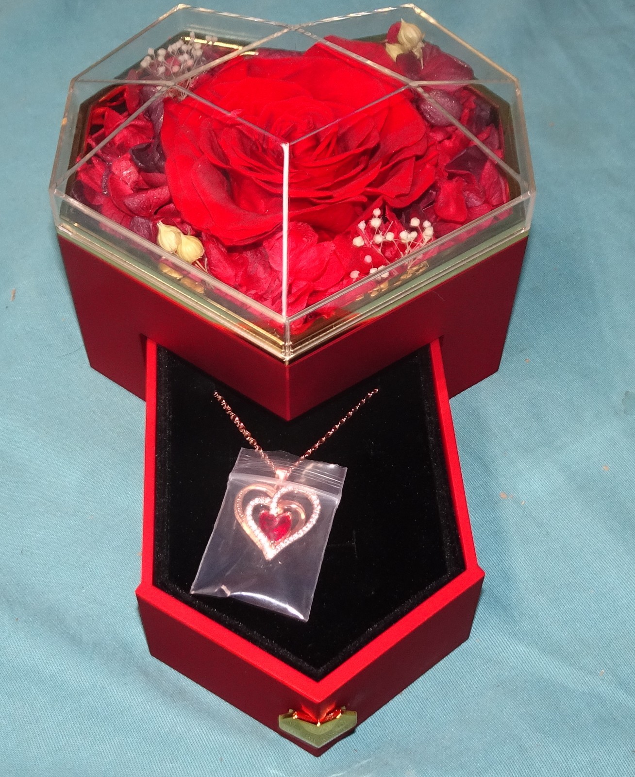 new open box Preserved Real Red Rose Gift Box with Heart Necklace Eternal Flower