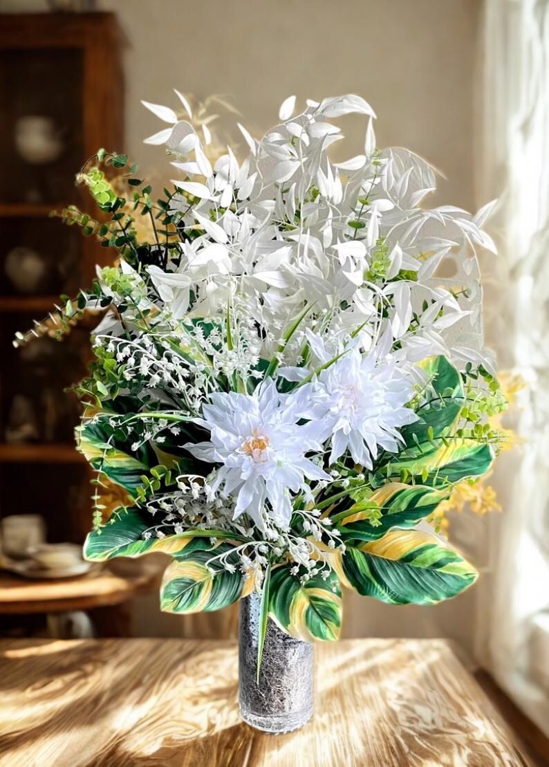 Fancy Tropical White Centerpiece Oasis Living Dining Room Decor Bedroom Accent