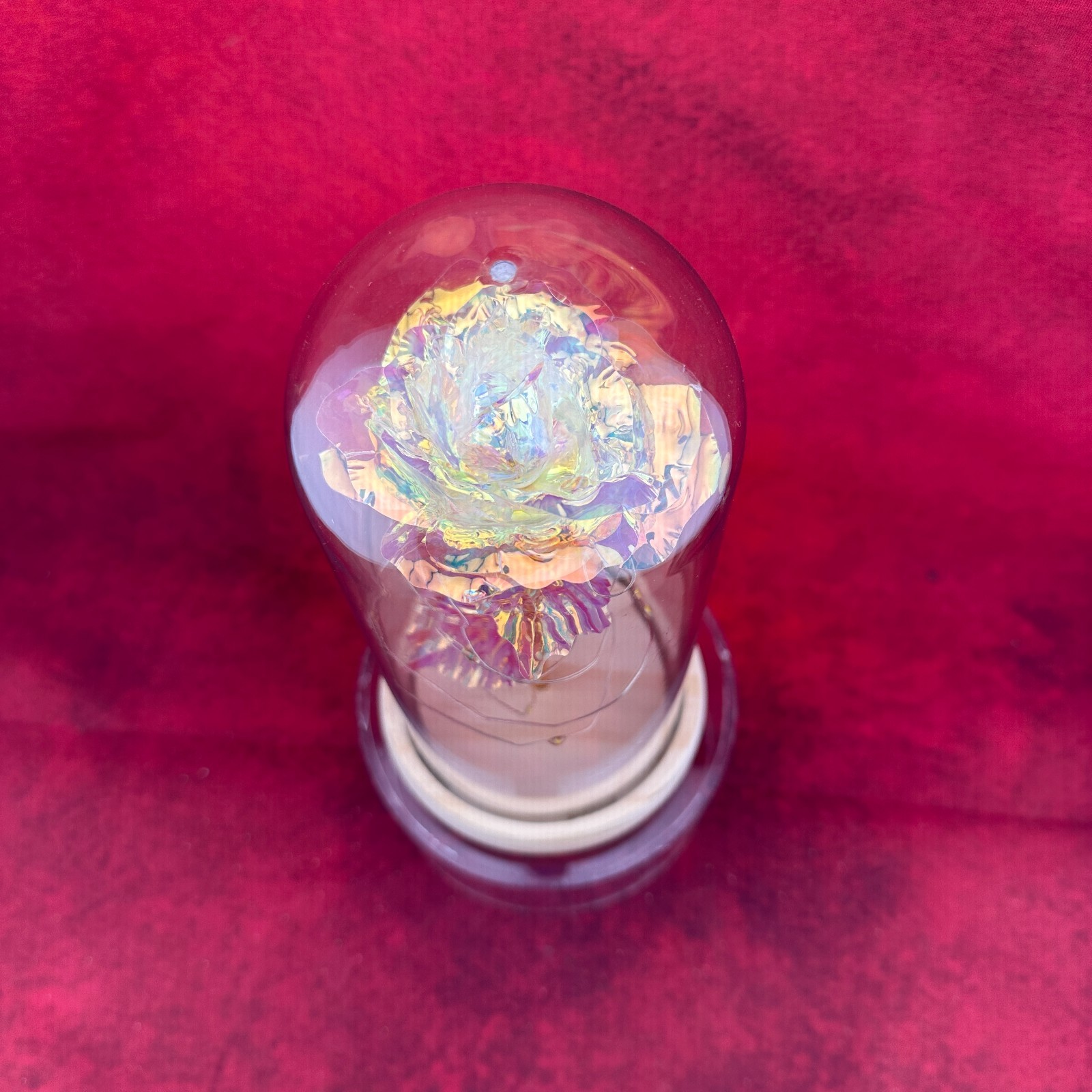 “ENCHANTED ROSE” FOIL FLOWER ENCASED IN A GLASS DOME WITH LED FAIRY LIGHTS