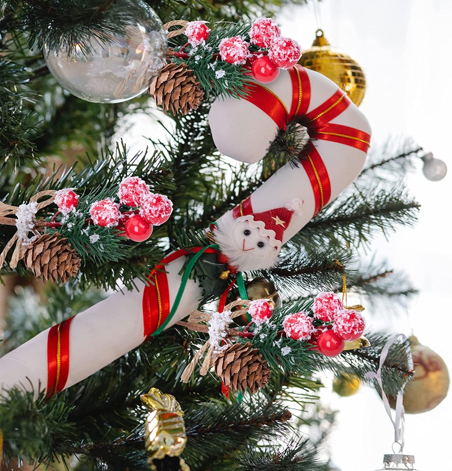 10×Pieces Artificial Pine Picks Christmas Tree Picks with White Berries Pinecone