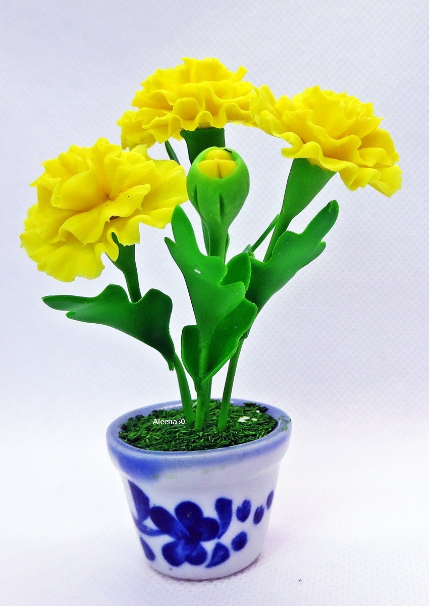 US Stock 3.5″H Handmade Clay Crafted Miniature Artificial Marigold Flower,