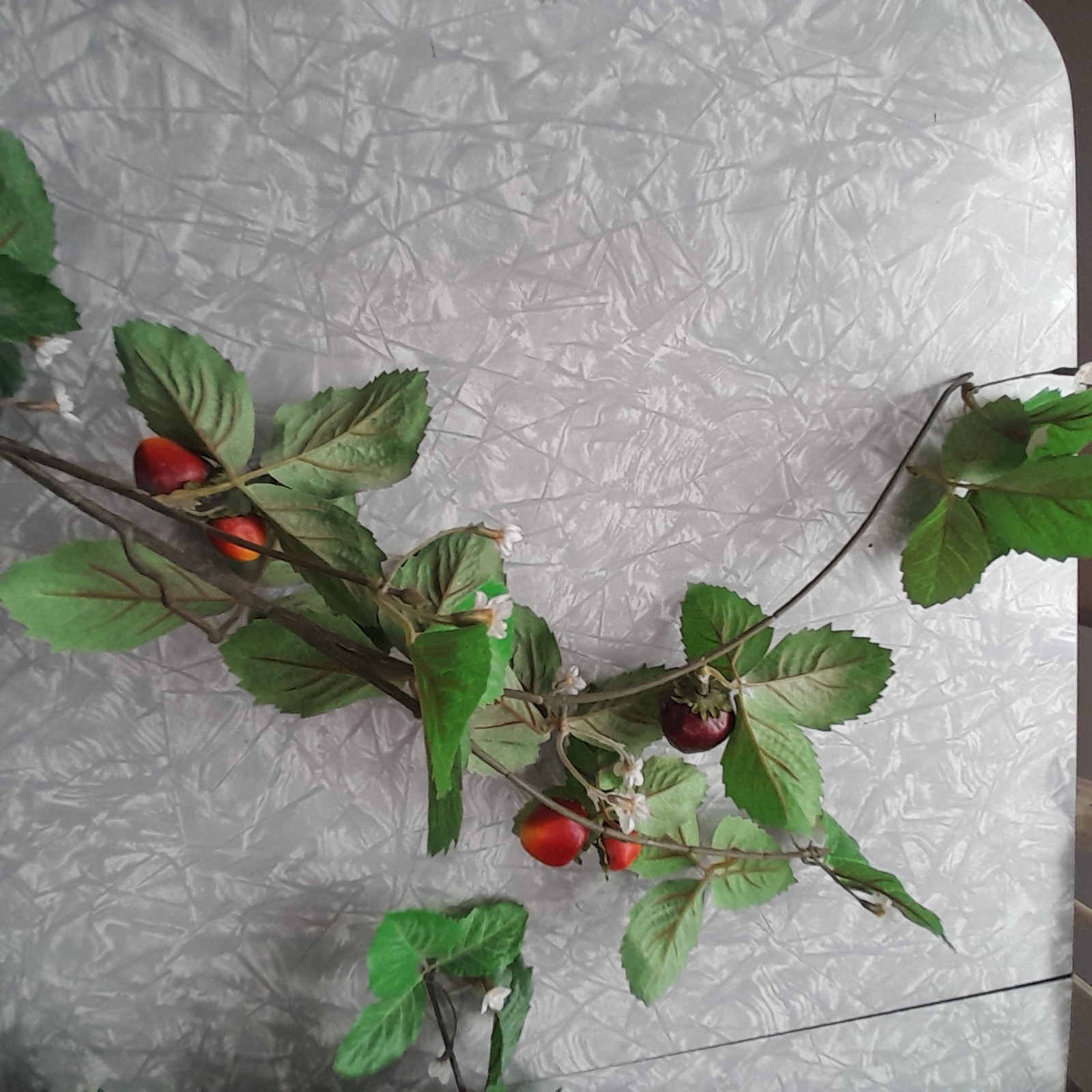Artificial Strawberry Flower Plant Vine Strawberry White Flowers Garland 6ft