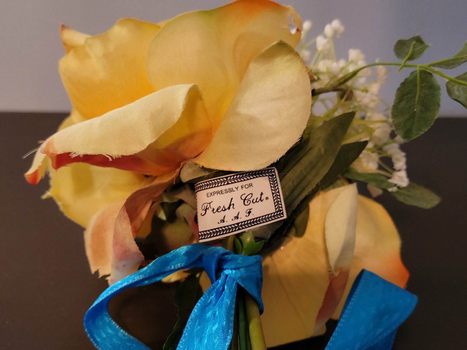 Artificial Fresh Cut A.A.F. Garden Rose Cutting Yellow Rose Bouquet (NEW)