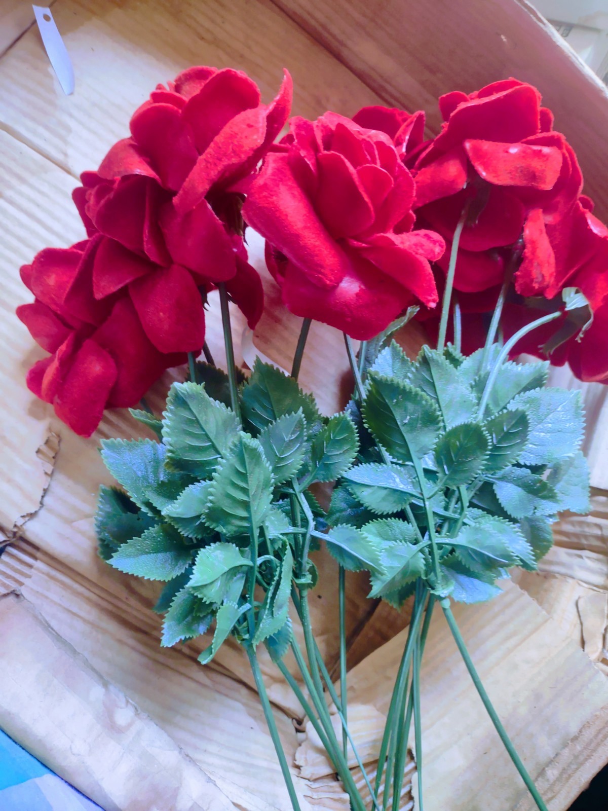 1 Dozen Vintage 1960s Plastic Rose Stems, 12″ Velvet Flocked, Red Roses 12 Stems