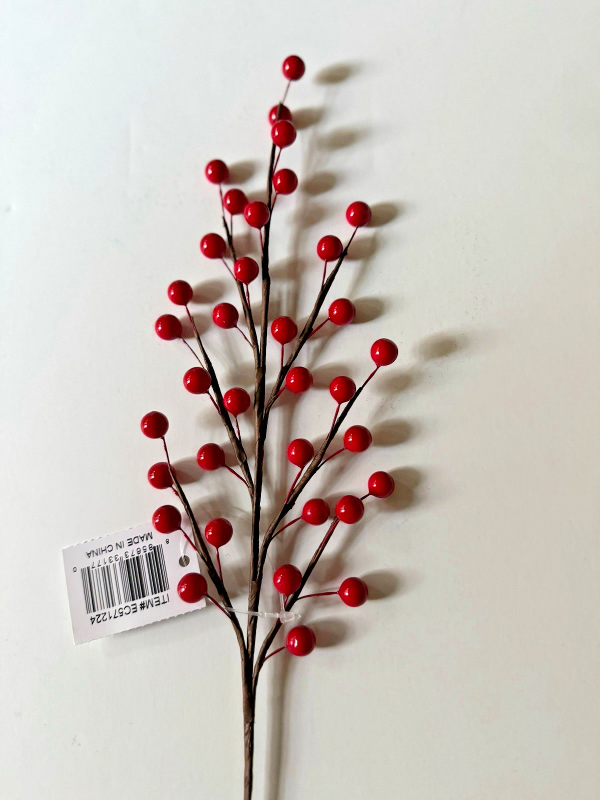 Red Holly Berry Spray 17.5″ with 35 Berries EC 571224 Packs of 12