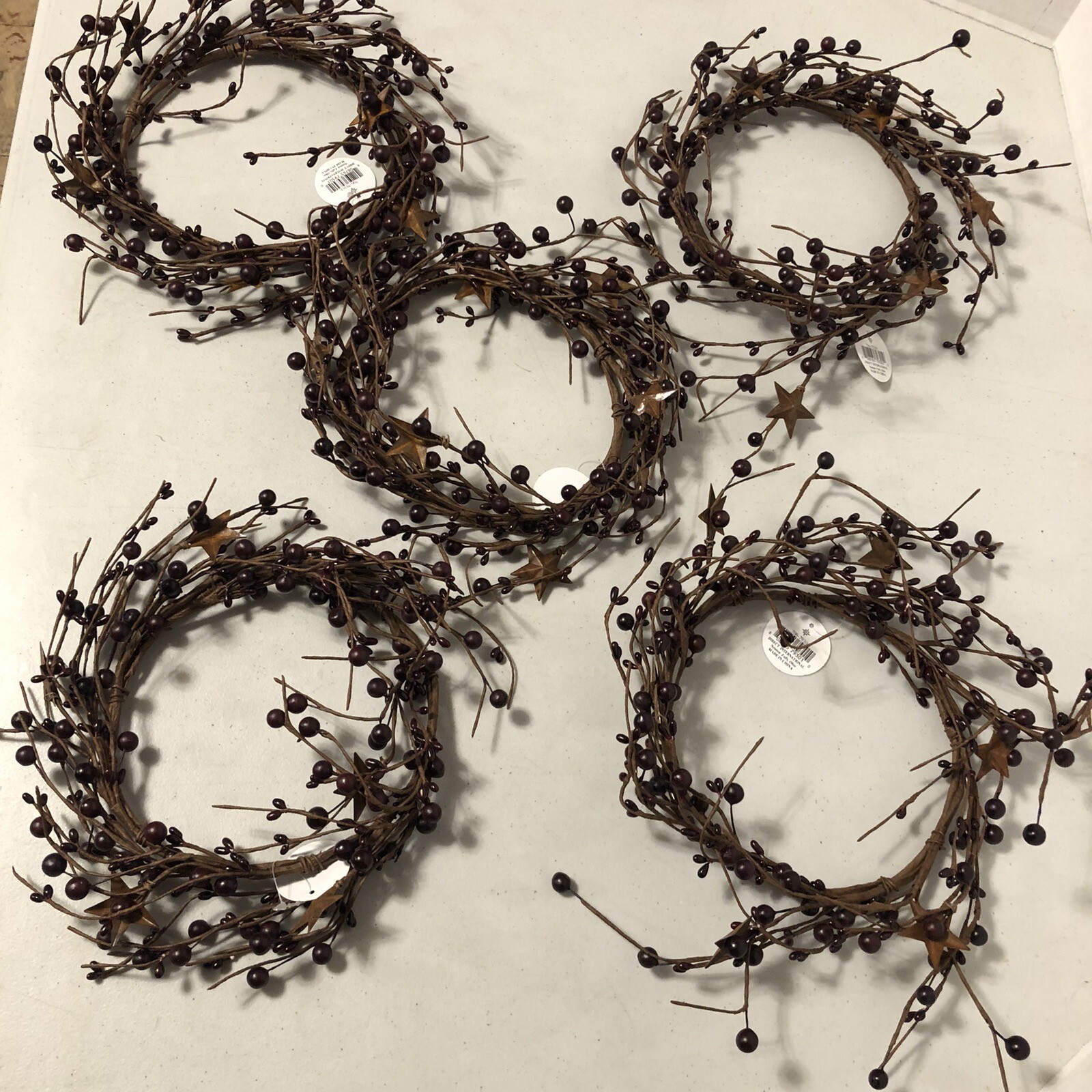 5 Pip Berry And Star Vine Candle rings 6.5” opening Dark Wine