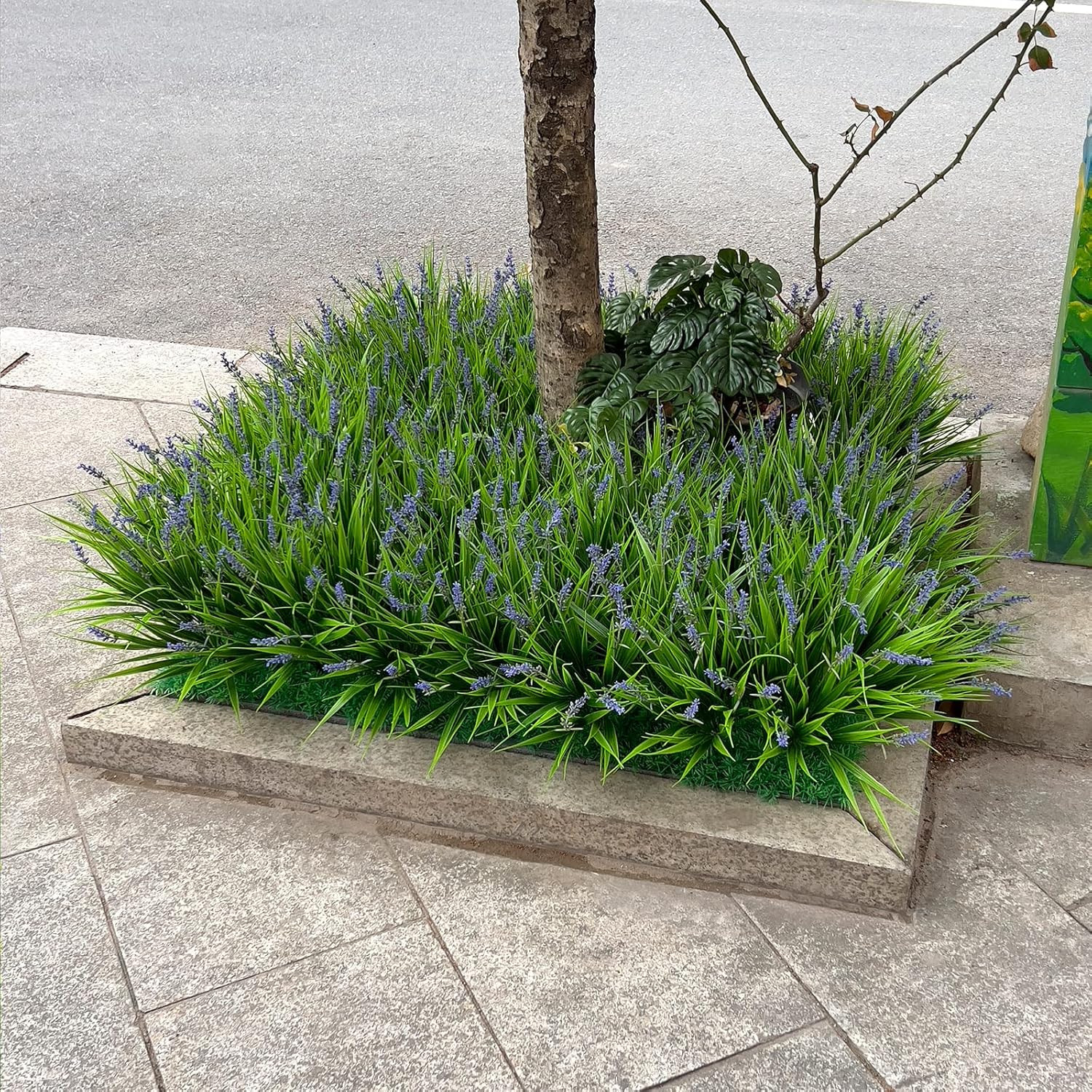 Artificial Plants Outdoor Fake Monkey Grass with Flowers