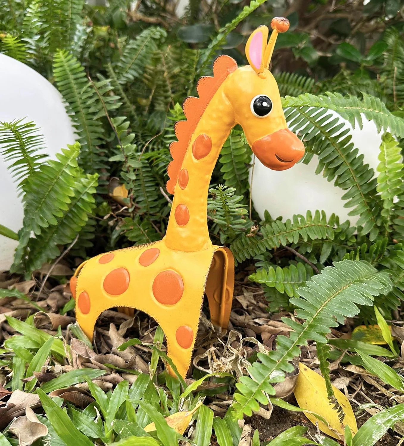 Metal Giraffe Garden Decor Outdoor Yard Statue Whimsical Safari Patio Ornament