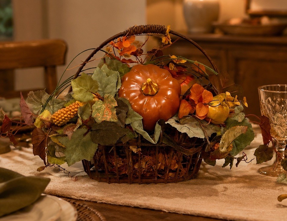 Rustic Metal Basket Fall Leaf Fruit Vegetable Floral Arrangement Centerpiece