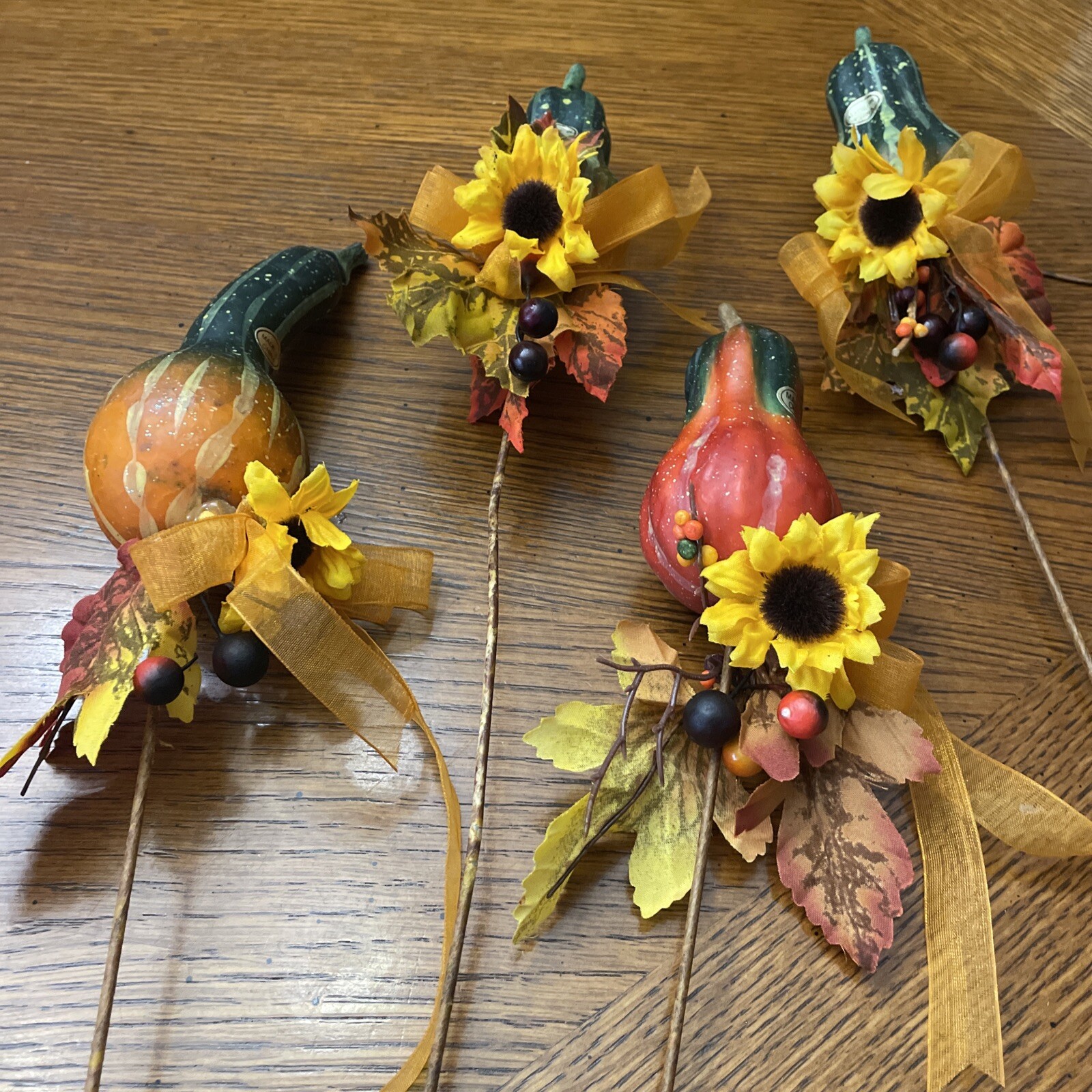 H04 Set of 4 – Artificial Short & Long Neck Gourds w/Fall Flowers on Pics