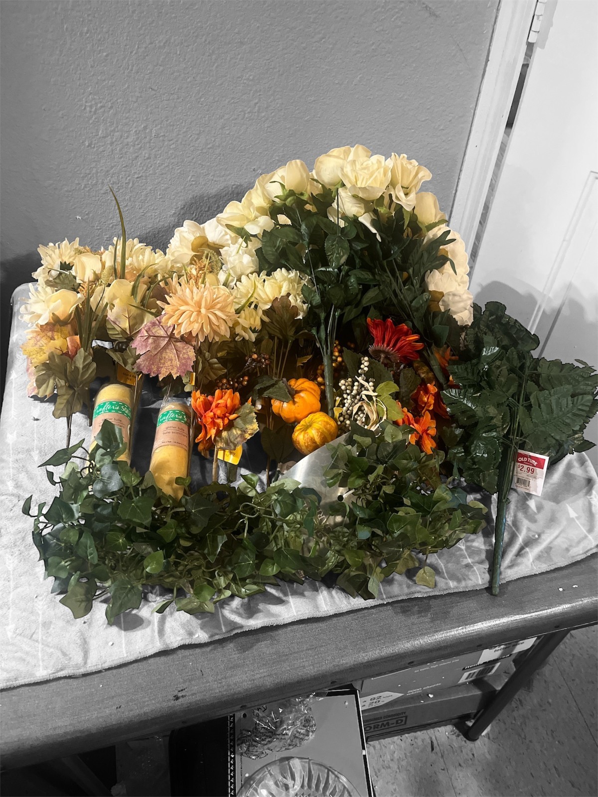 Artificial Flower Assortment! 20 Plus Sprigs in all! Different types! NEW!