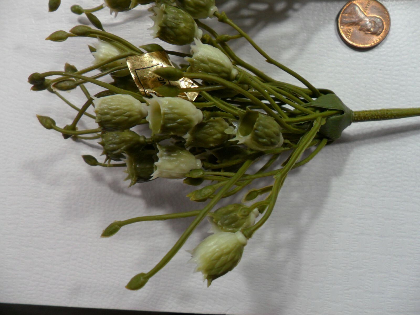 Vintage Plastic Bell Flower Bunches – Variegated Green/White