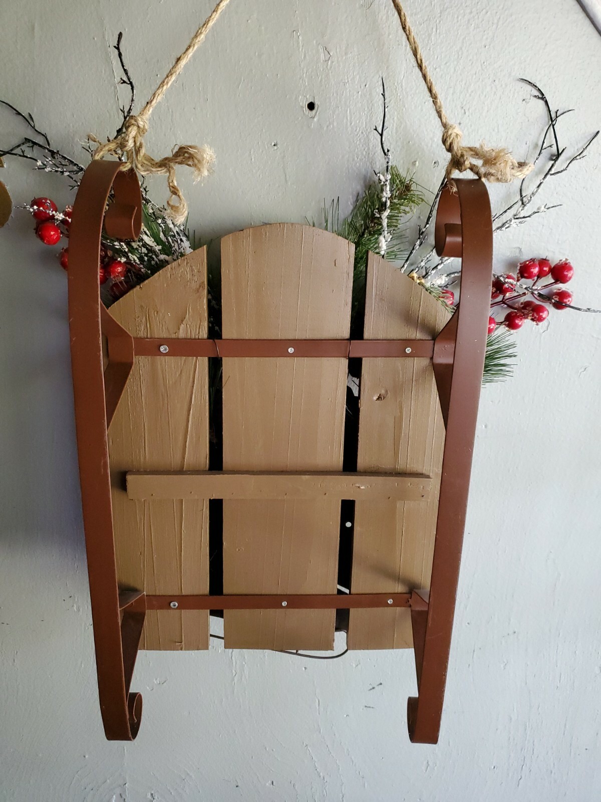 Xmas Holiday Home Wall Cabin Or Door Decor Lrg 17 1/2″ Ice Skates+Sleigh & Pine