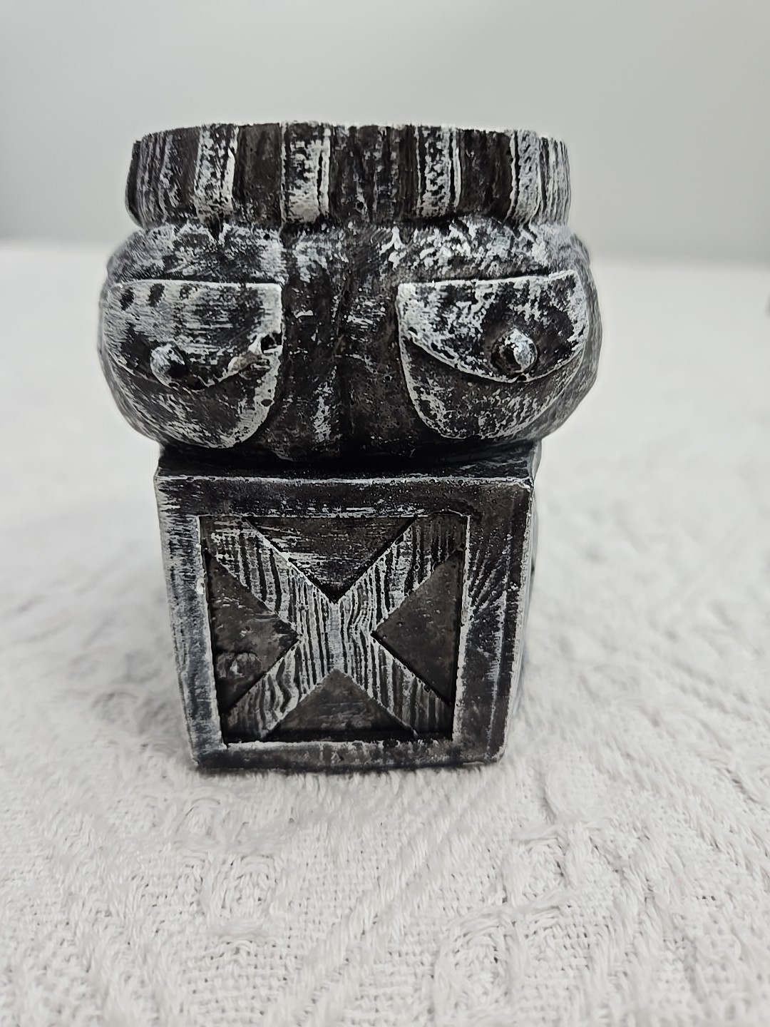 Planter Made Of Stone – Pants Sitting On A Box 3.5″ Deep 2″ Opening READ