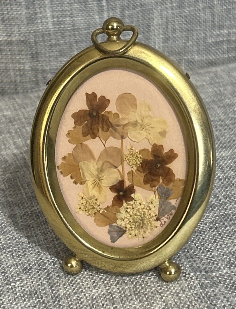 Beautiful Vintage Pressed Florals in a 4″ Tall Gold Tone Oval Frame
