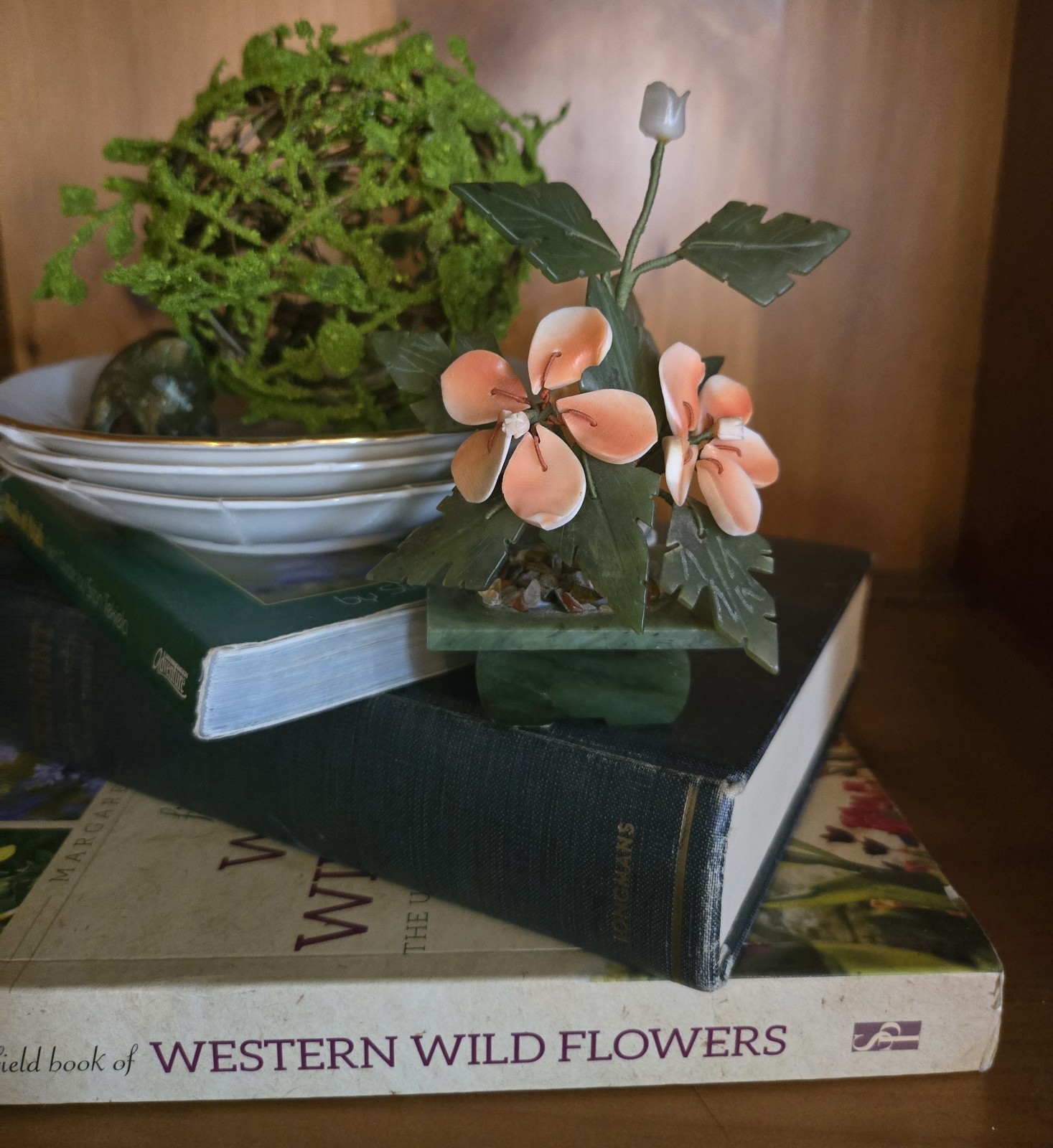 Vintage Jade & Shell Flower Arrangement – Handcrafted Bonsai-Style Floral Sculpt