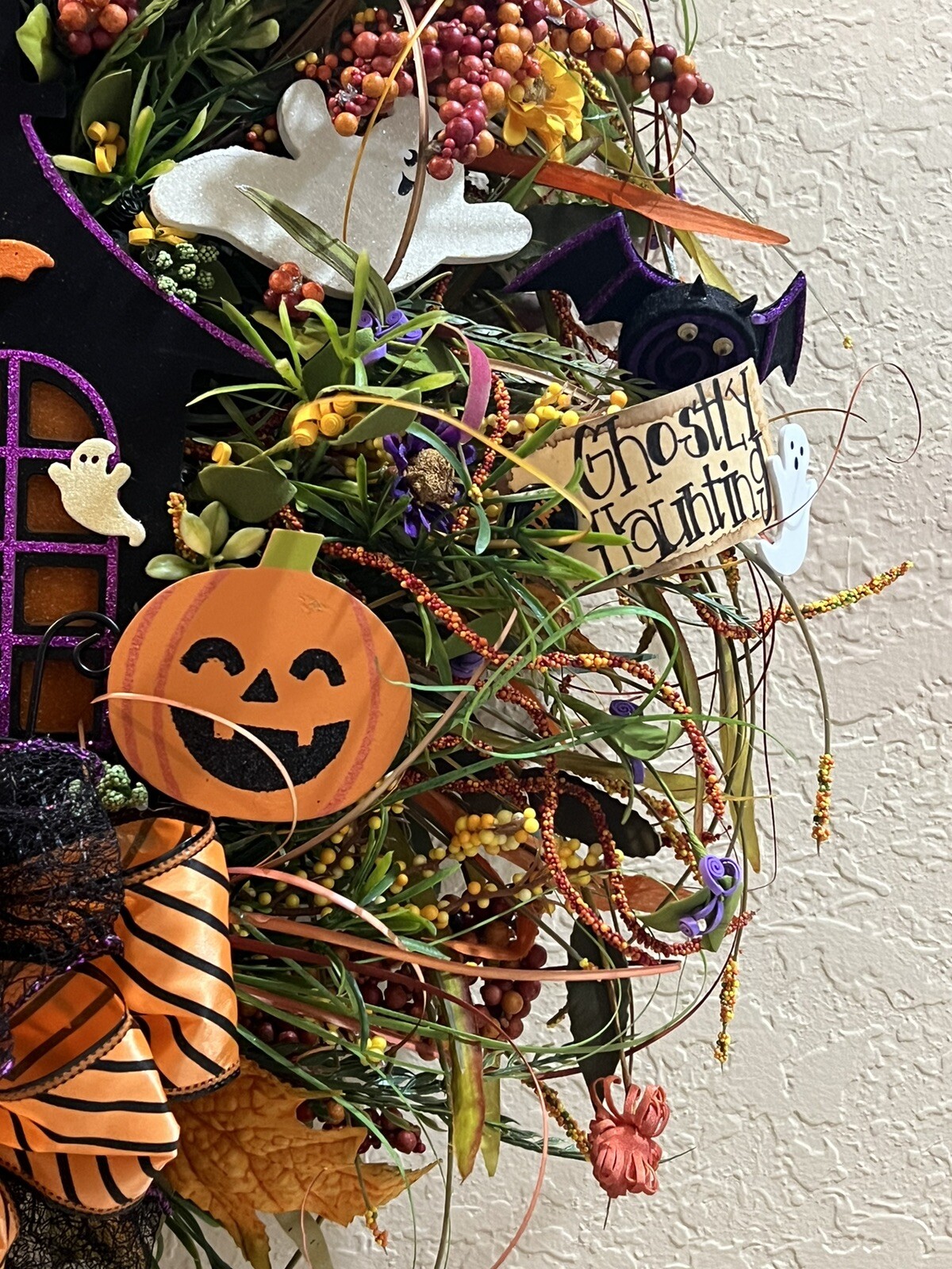 Haunted House Halloween Wreath EUC
