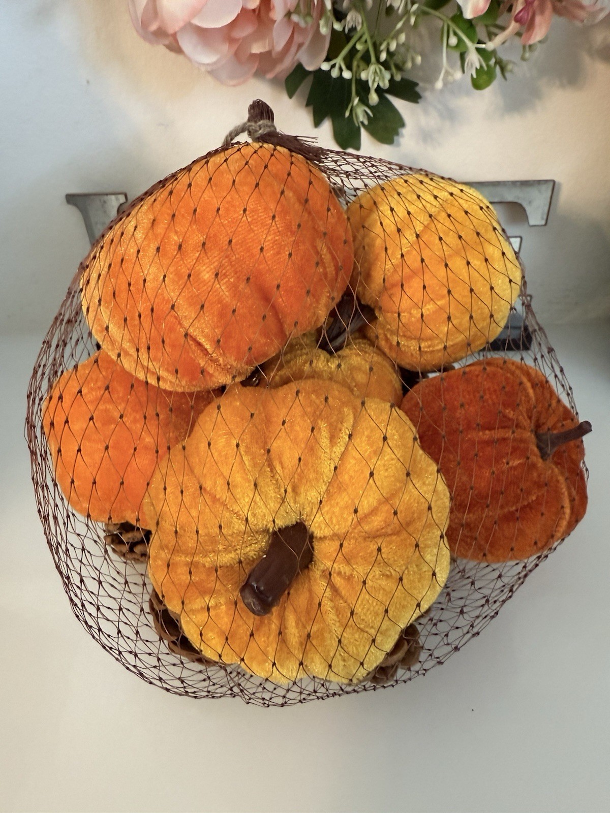 Fall 16 Pcs Velvet Pumpkin and Pinecones Net Bag Decoration Set Assort Sizes New