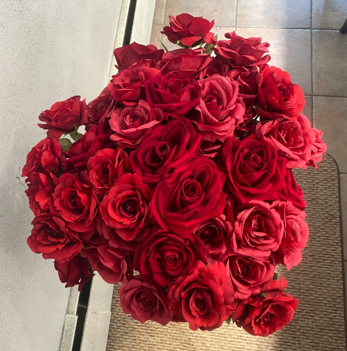 Ashland Faux Red Roses Lot x40 Full Stem + 8 Cut Stems Silk Flowers Wedding DIY