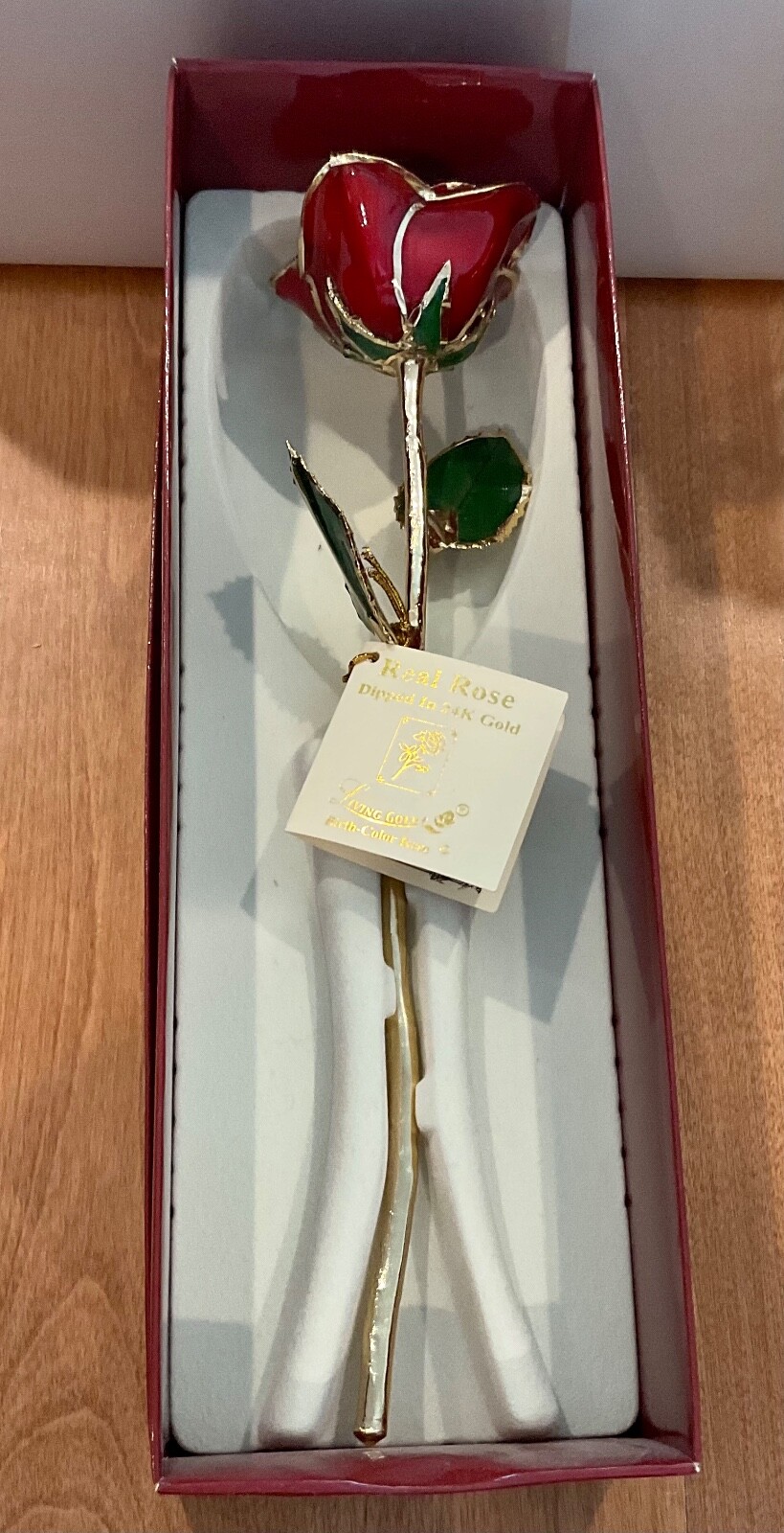 LIVING GOLD REAL ROSE DIPPED IN 24K YELLOW GOLD BOXED