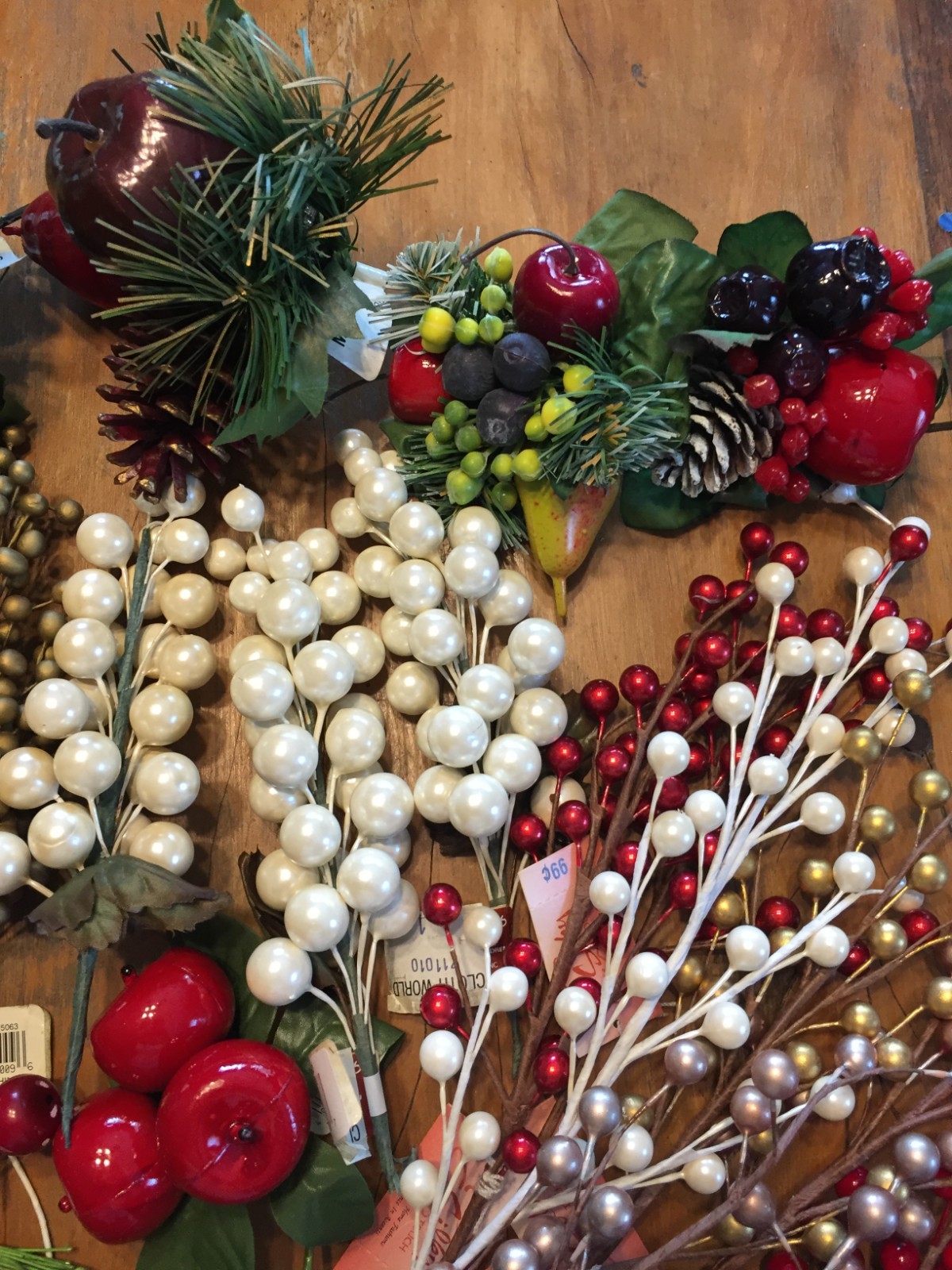 Lot of 57 Christmas Holiday Floral Arrangement Decor,Berries,Pinecones,NEW