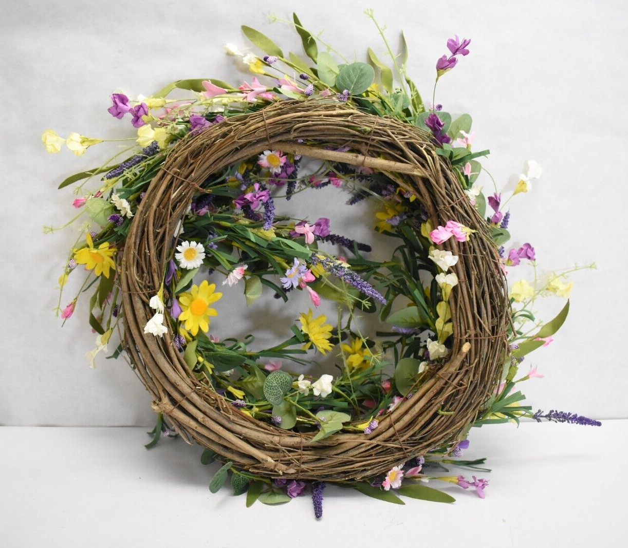 Artificial Daisy Flower Wreath 23.6″ Artificial Lavender Spring Home Decor