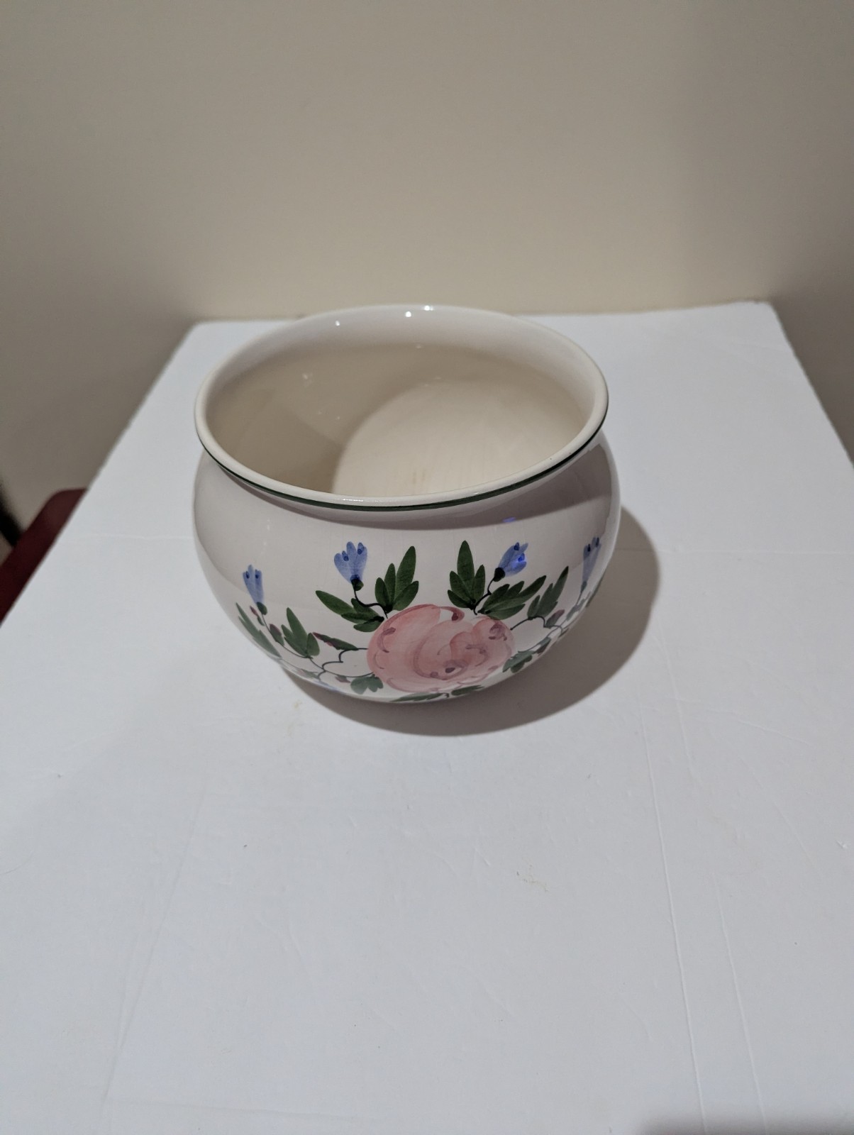 Hand-Painted Floral Ceramic Pot – Off White & Pink Rose 5H X 7W