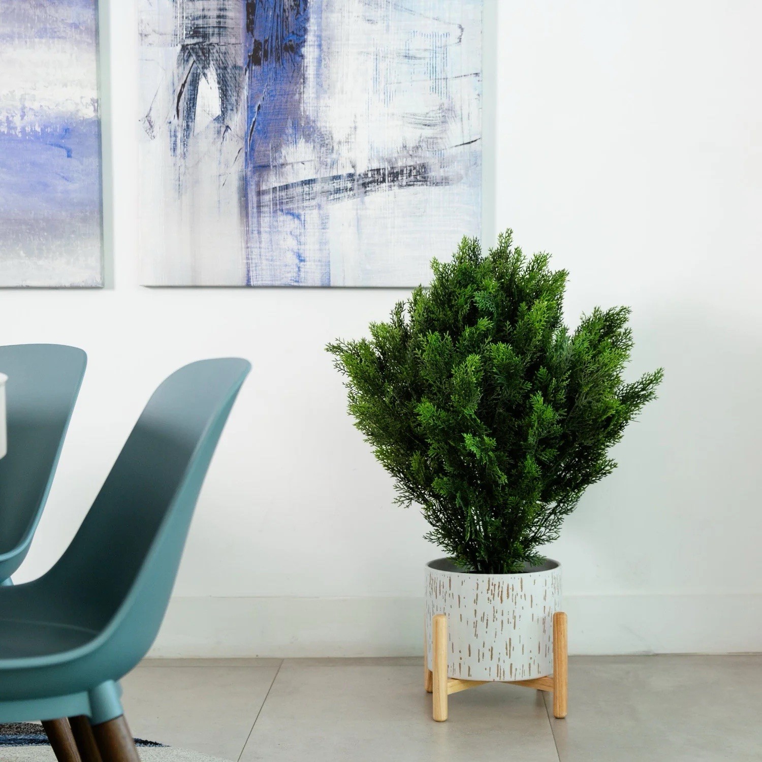 3’ UV Artificial Cedar Shroud Plant Indoor/Outdoor.