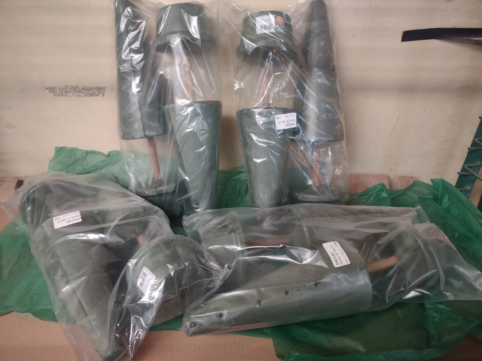 Set of 8 Pieces: 21″ Topiary Tree Form 12″ Urethane Cone Wholesale Lot Topiaries