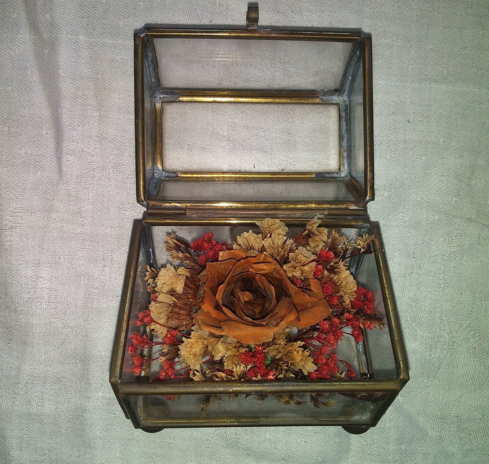 Vintage Dried Flower Arrangement Gift box in stained clear glass