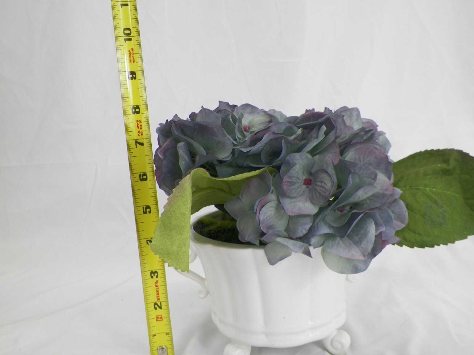 Hydrangea Artificial Flower Faux Flowers Floral in White Vase​ Blue and Purple