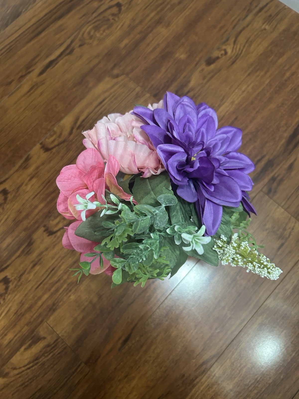 Artificial Hydrangea & Dahlia Flower Arrangement in White Pot with Wooden Stand