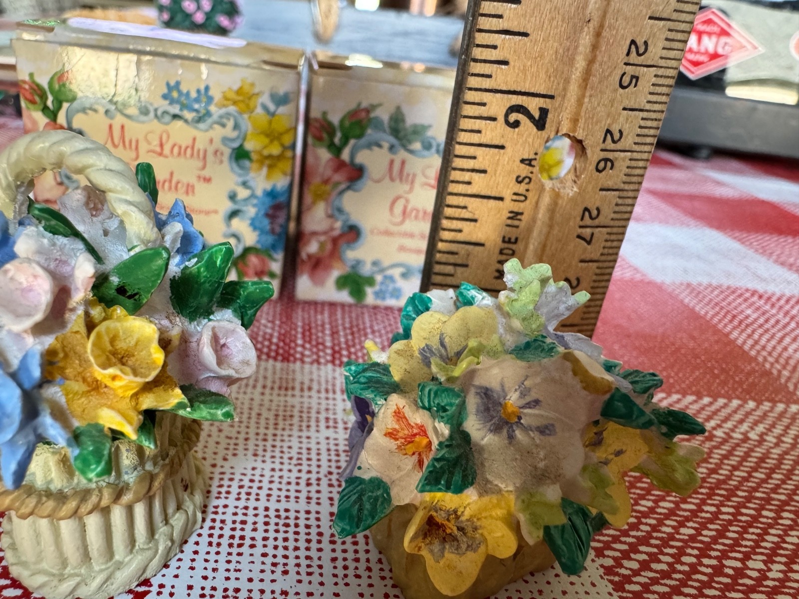 My Lady’s Garden mini ceramic flowers in pot, lot of 2