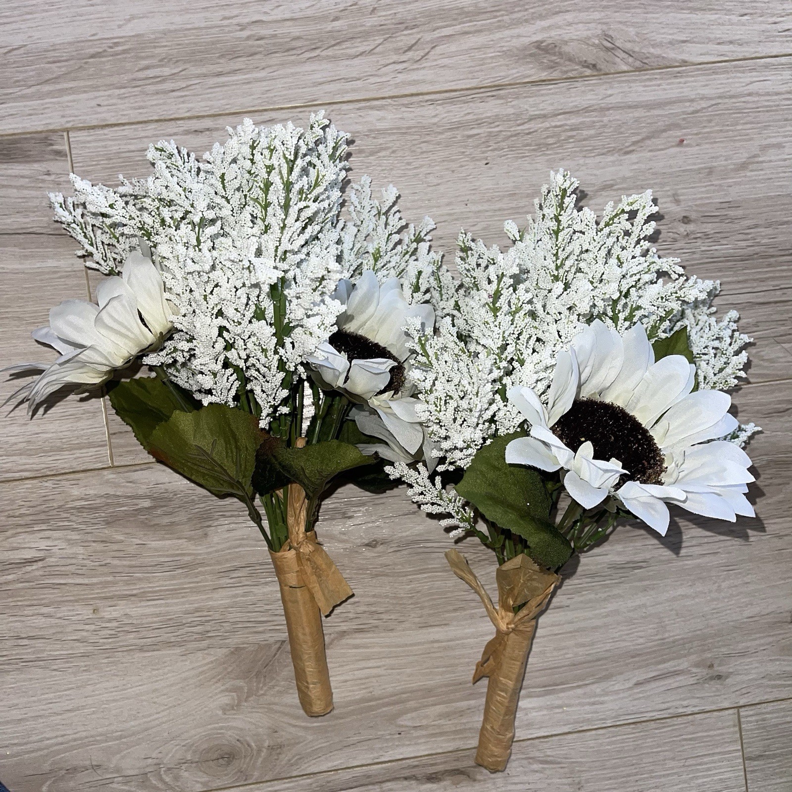 Lot Of Artificial Silk Sunflower Stems, 2 Bouquets, Daisies Cream White Floral