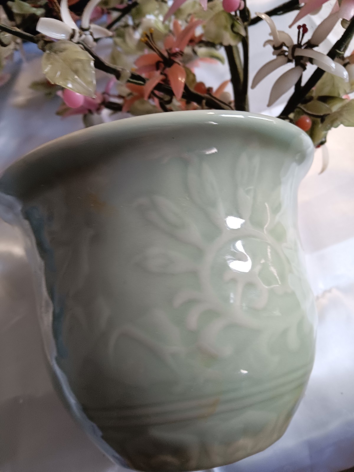 VTG Faux Gemstone Bonsai Tree with Pink/White Fruit In Celidon Ceramic Pot